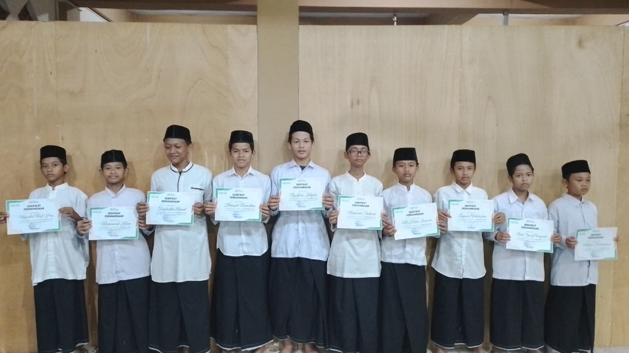 Orang Tua Asuh Al-Qur'an (ORTASQU)